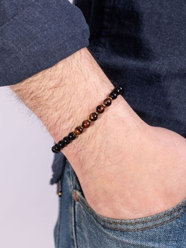 bransoletka męska z turmalinem na ręce