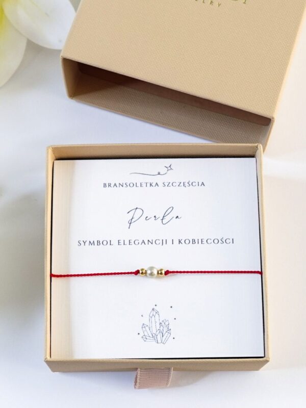 bransoletka szczęścia na czerwonej nici z perłą