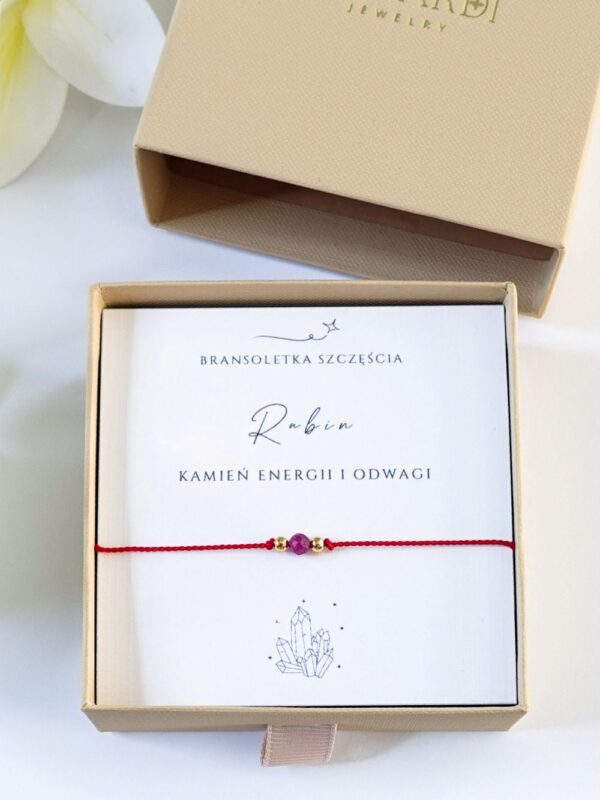 bransoletka szczęścia na czerwonej nici z rubinem