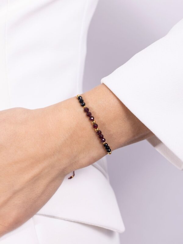 bransoletka czakry podstawy z granatem na sznurku