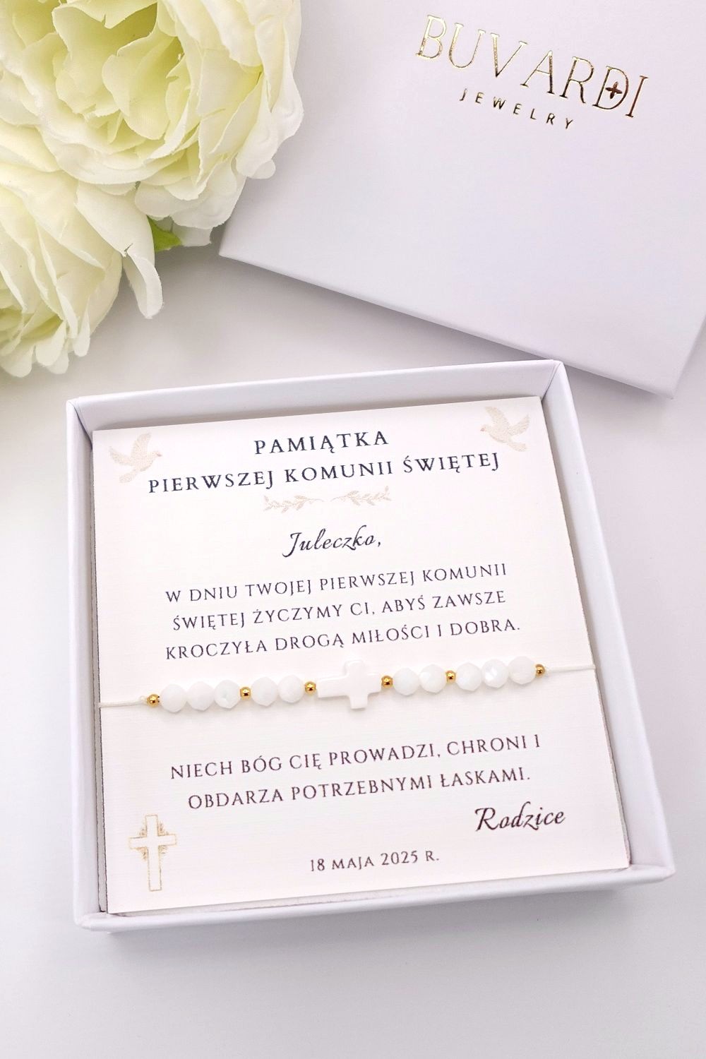 bransoletka z białymi kamieniami na Komunię