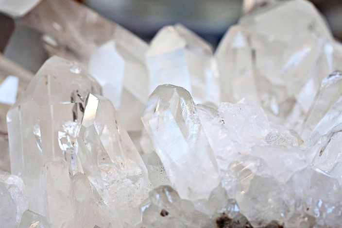 Kryształ górski bryłki