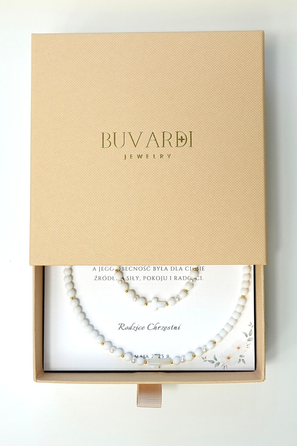 komplet naszyjnik i bransoletka z onyksu białego i pereł na Komunię