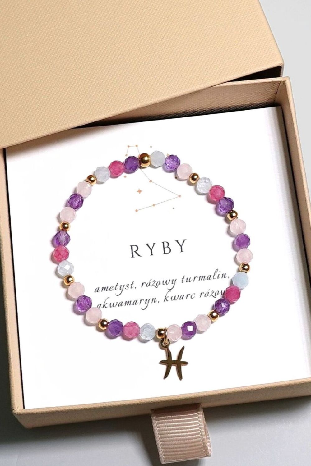 Bransoletka RYBY na gumce z zawieszką - ametyst, różowy turmalin, akwamaryn, kwarc różowy